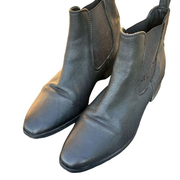 Frank & Oak Black Leather Slip On Chelsea Ankle  Boots  Booties Women size 8 - Picture 4 of 7